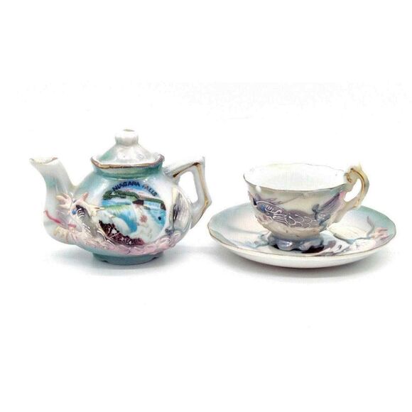 Vintage Dragonware Niagra Falls Miniature Tea Set Teapot Teacup Saucer Canada 3 - Picture 1 of 12